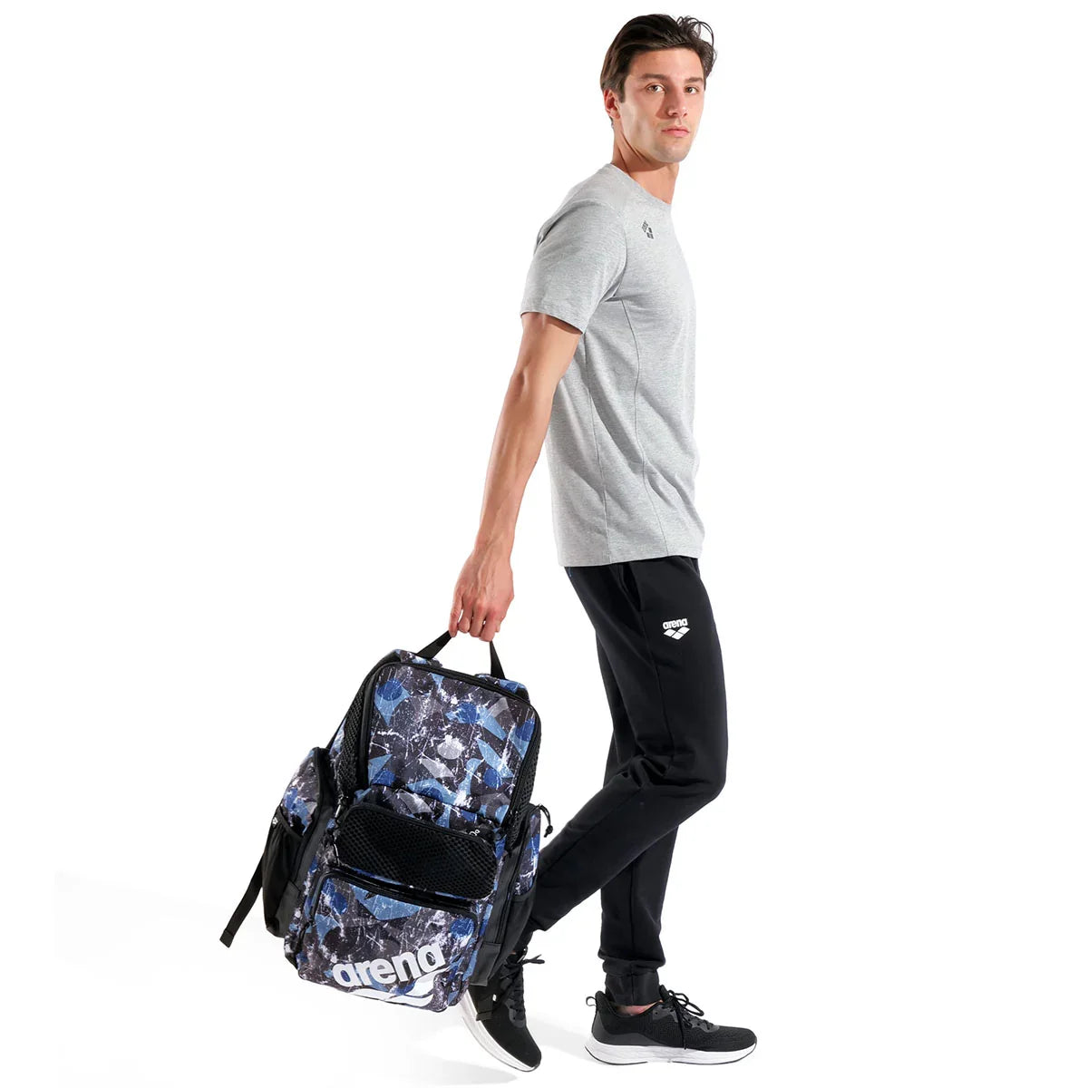 010232-901-ARENAONEGOBACKPACK45L