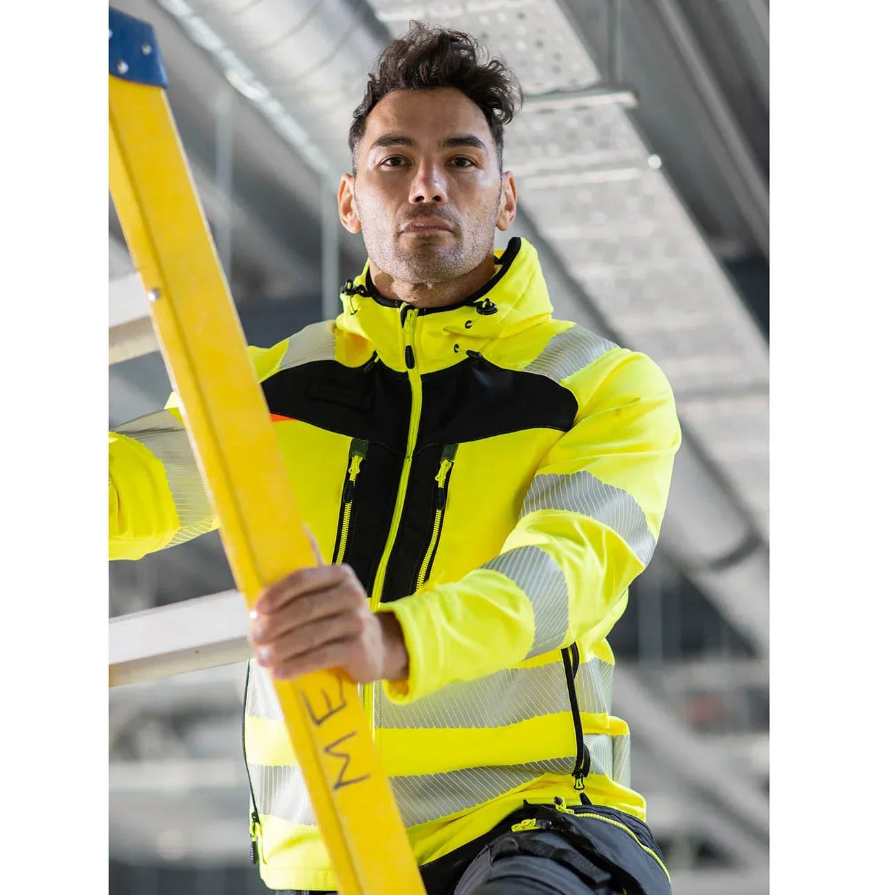 Portwest DX473 DX4 Hi-Vis Hybrid Baffle Jacket Yellow/Black Model