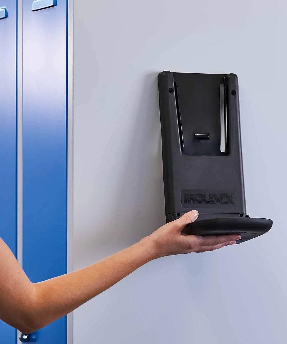 MOLDEX 7061 Magnetic Wall Bracket for PlugStation