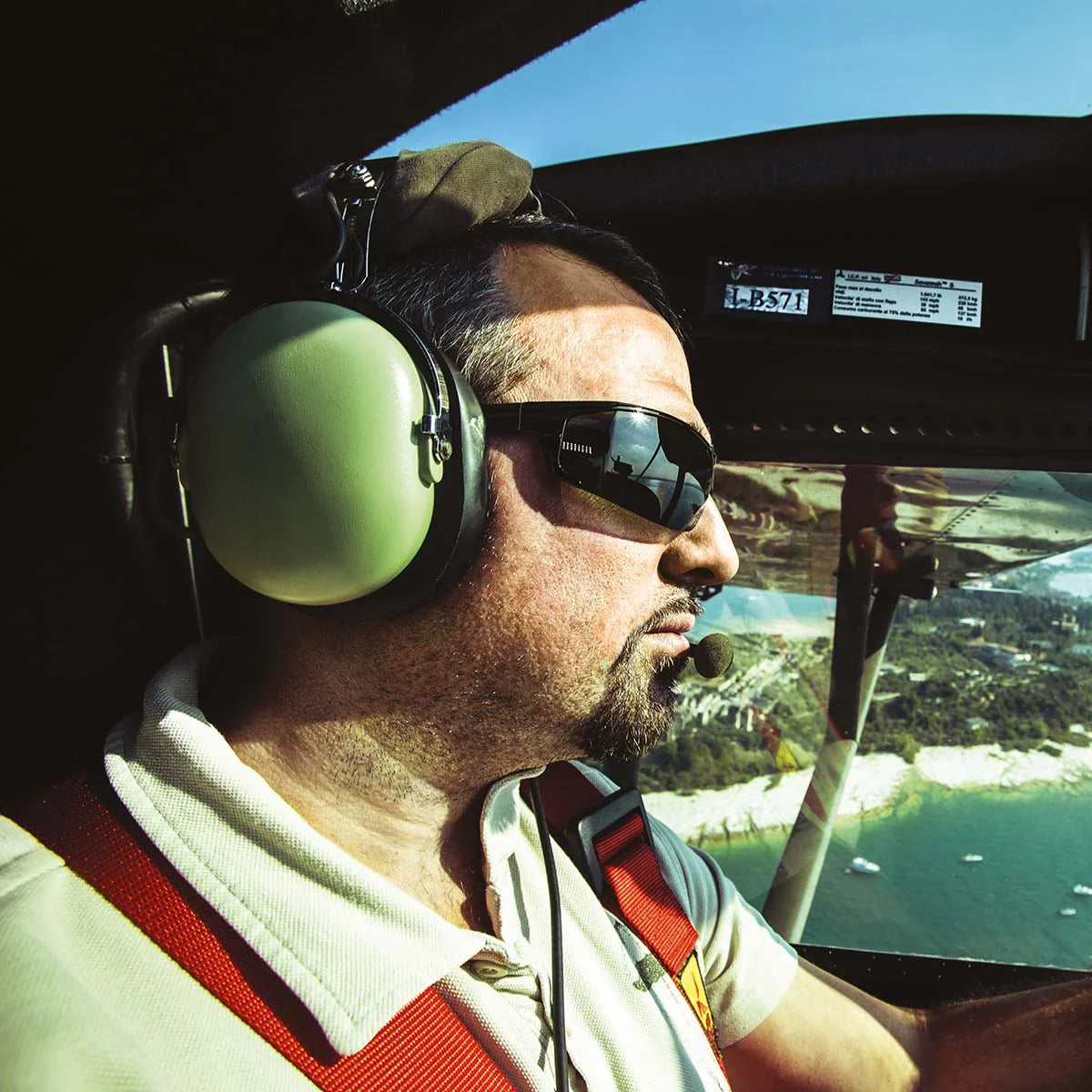 Univet 5X4 Solar G15 Green Lens Safety Glasses